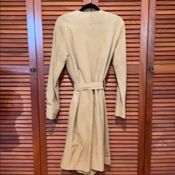 Coat - Picture 3 of 4